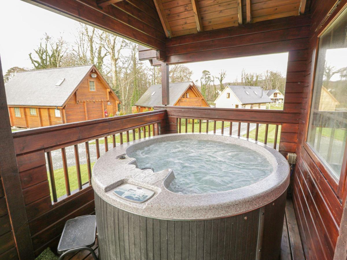 Sun View Lodge Лланбедр Екстер'єр фото