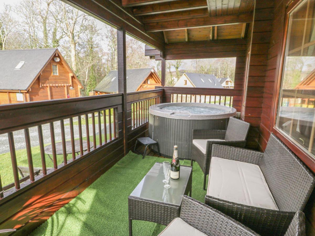 Sun View Lodge Лланбедр Екстер'єр фото