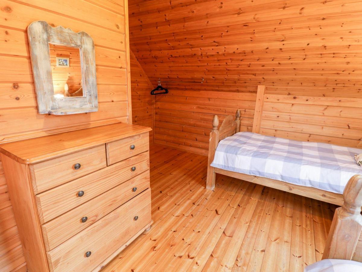 Sun View Lodge Лланбедр Екстер'єр фото