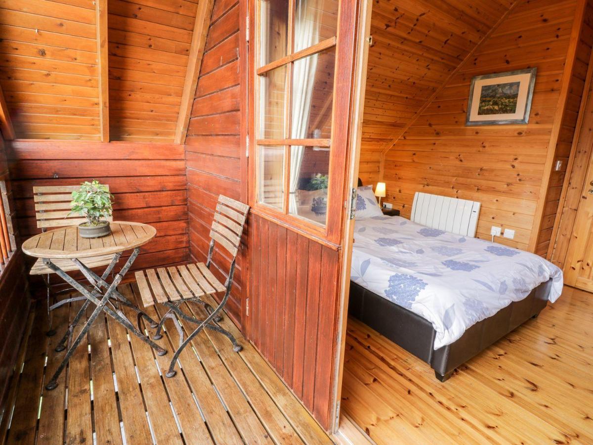 Sun View Lodge Лланбедр Екстер'єр фото