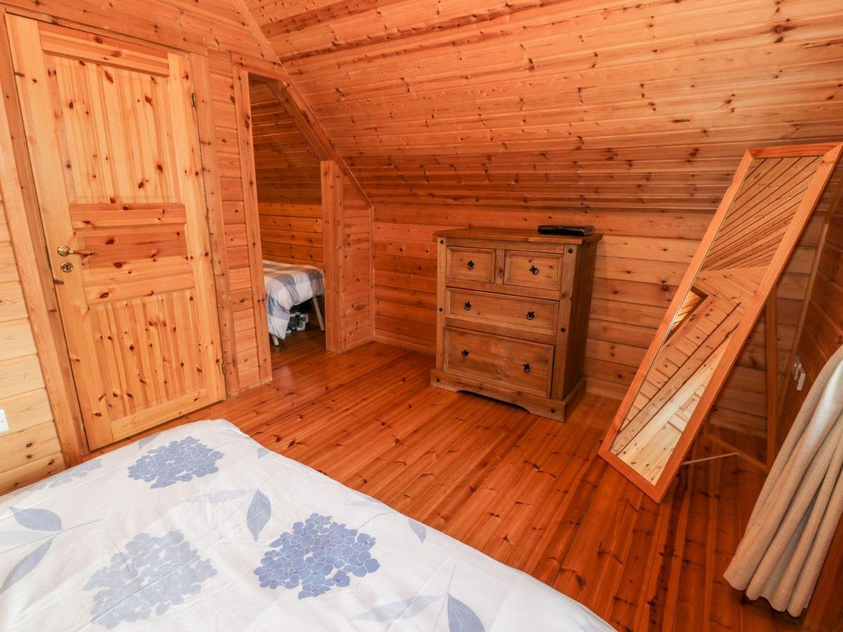 Sun View Lodge Лланбедр Екстер'єр фото