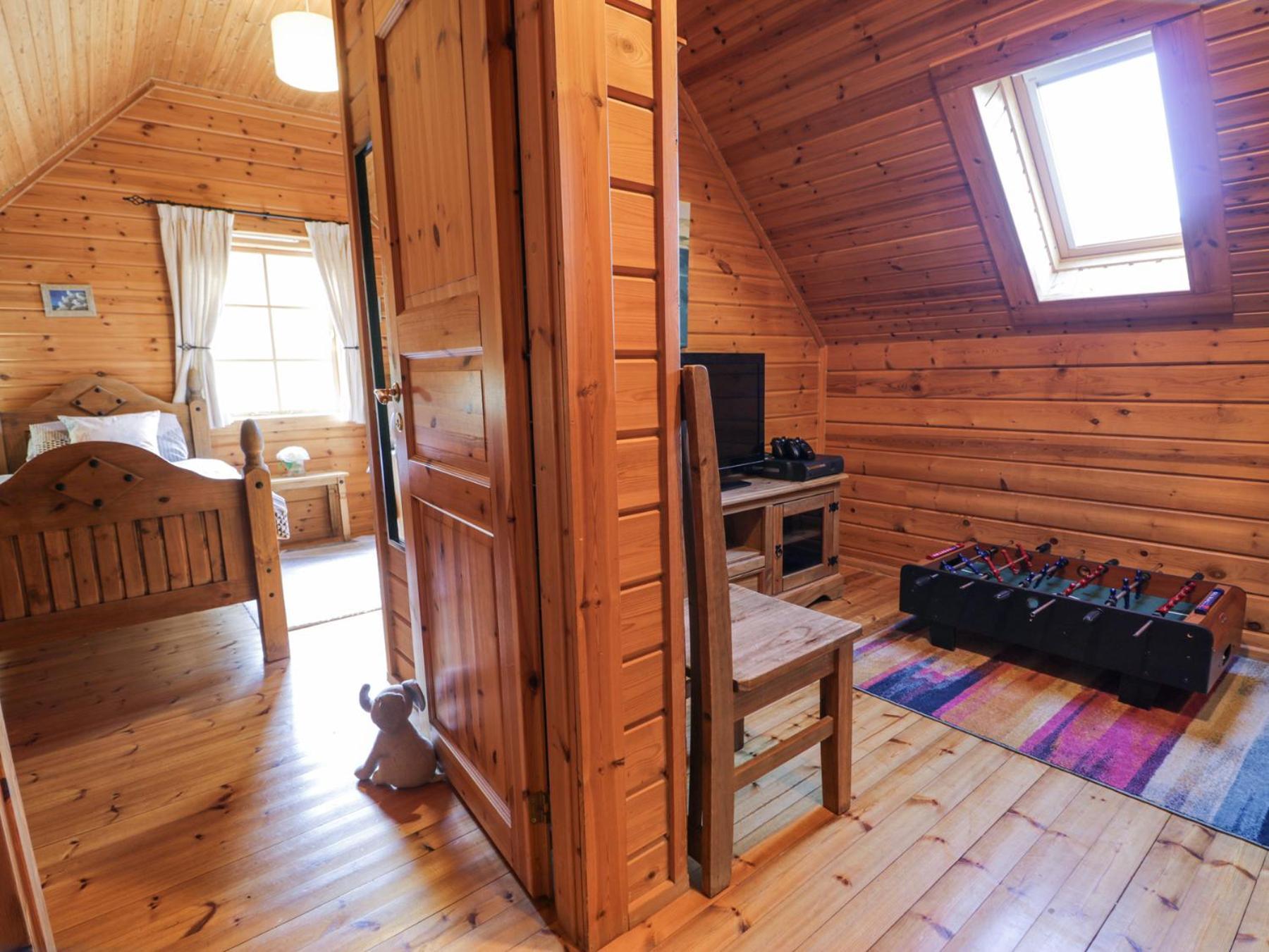 Sun View Lodge Лланбедр Екстер'єр фото