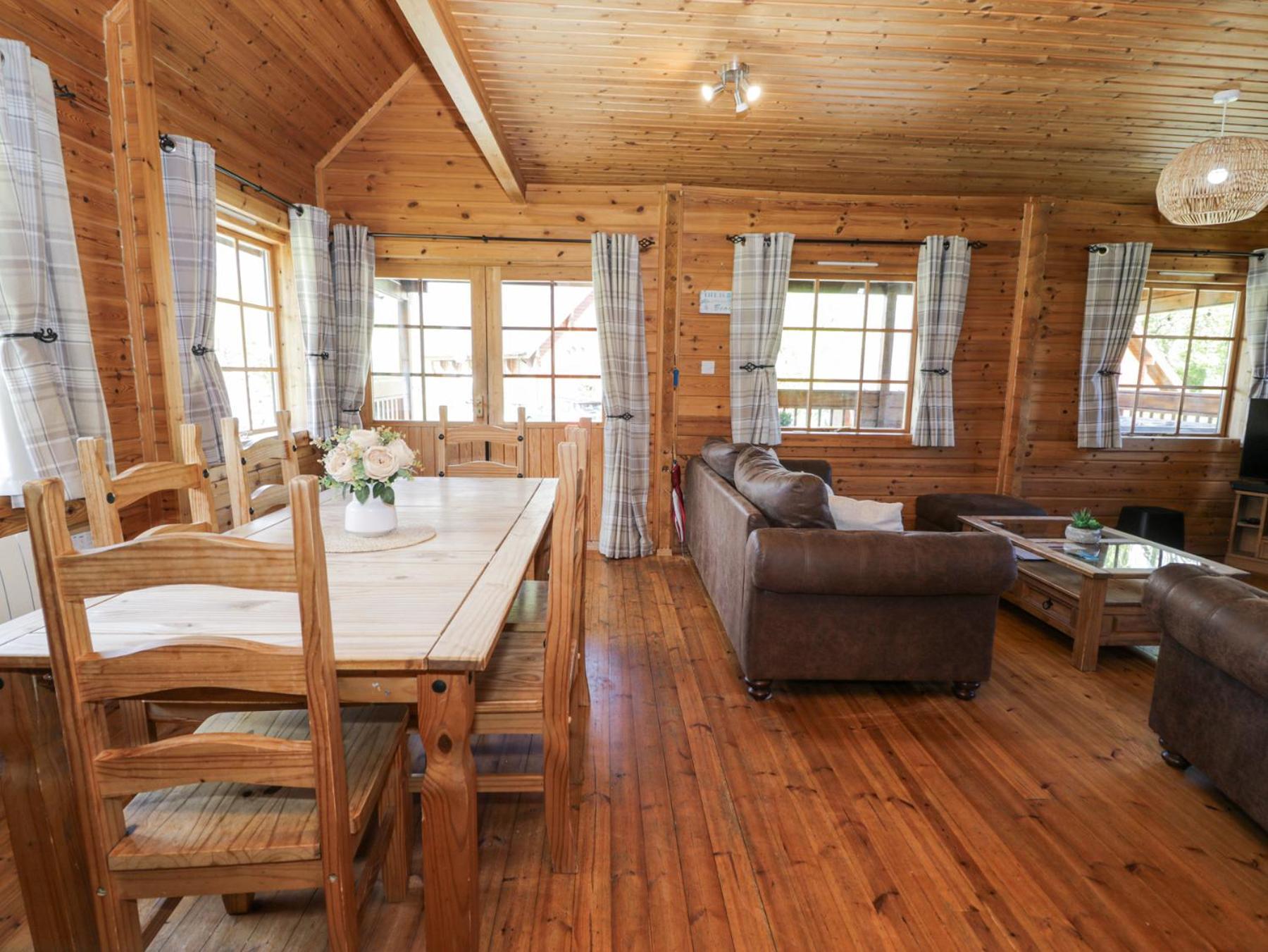 Sun View Lodge Лланбедр Екстер'єр фото